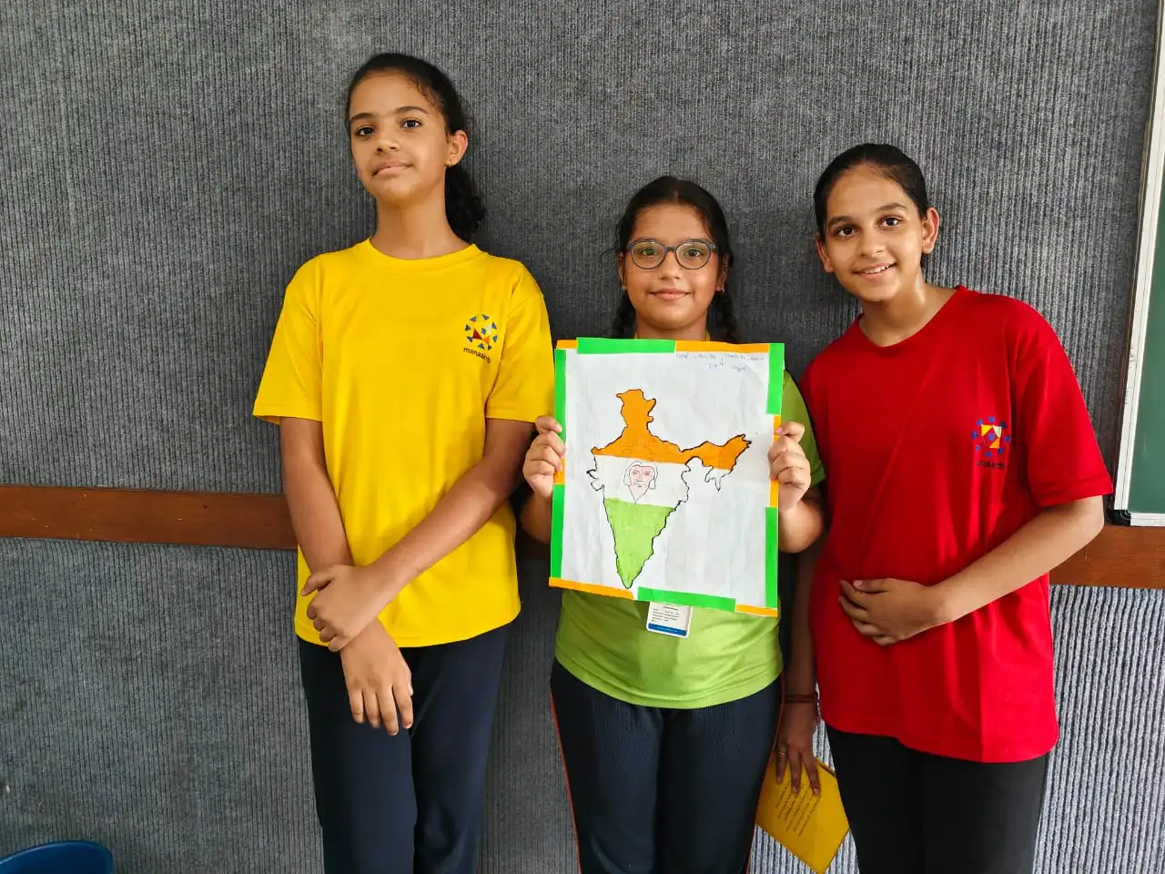 Indian Flag making, Manaskriti school, top school of faridabad